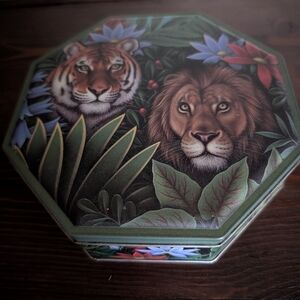 Octagonal Metal Tin with Lion and Tiger Illustration - Green